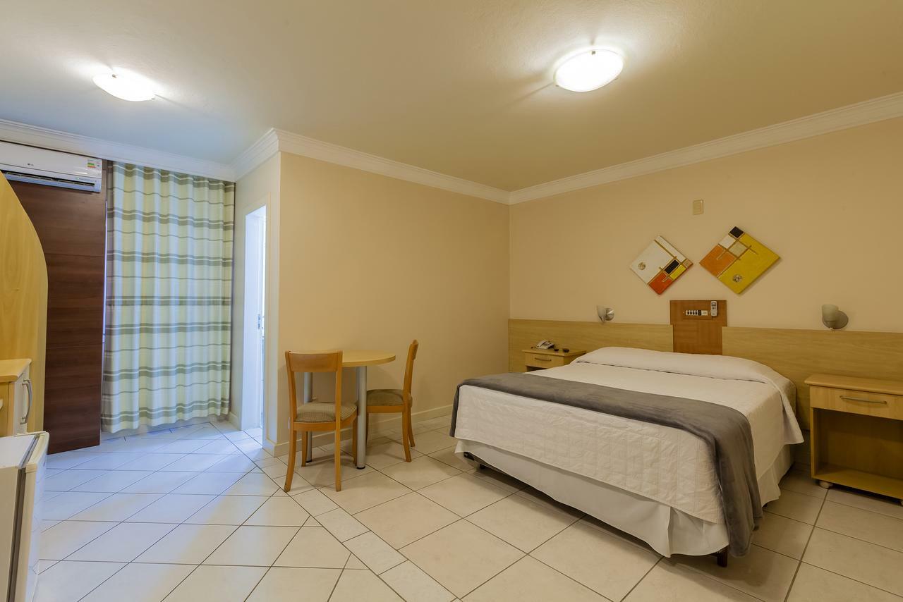 Tri Hotel Executive Criciuma คริซิอูมา ห้อง รูปภาพ